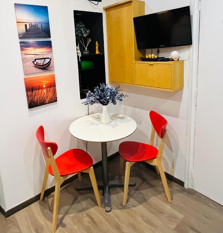 Dream Dwell Paris-Chic Flat In The Heart Of Marais Near Pompidou Centre Lägenhet Exteriör bild