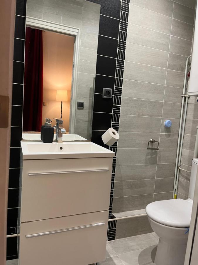 Dream Dwell Paris-Chic Flat In The Heart Of Marais Near Pompidou Centre Lägenhet Exteriör bild